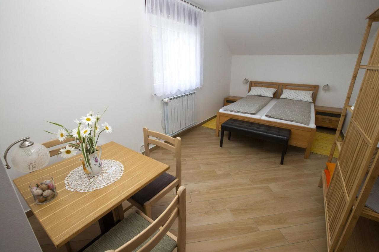 Village House St. Michael 포스토이나 외부 사진